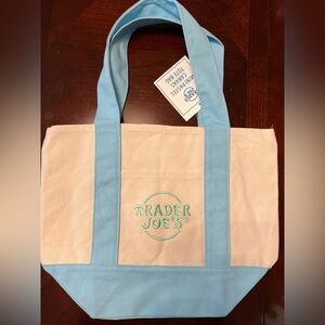 Trader Joe’s Blue and Cream Mini Tote Bag, NWT